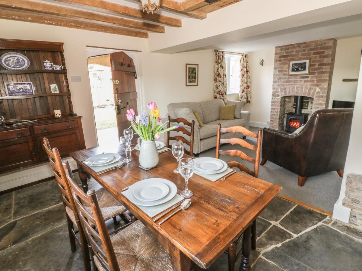 Bear'S Cottage South Littleton 外观 照片